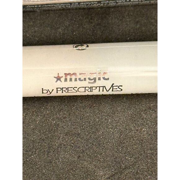 NOS Prescriptives Magic Phosphorescent Lighting Wand .04 oz RARE discontinued - Picture 2 of 4